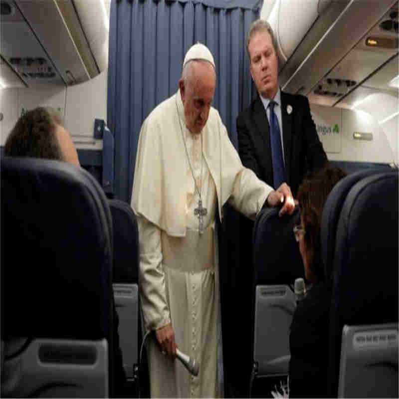 Papst schweigt sich am Ende des irischen Besuchs über Missbrauchsschreiben